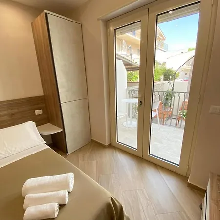 Bed & Breakfast Esperia Oliveri