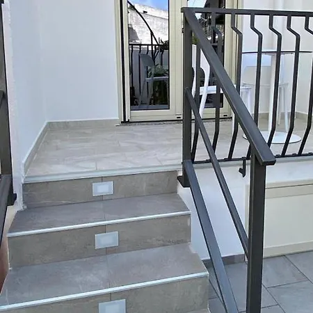 Alojamento de Acomodação e Pequeno-almoço Esperia Oliveri