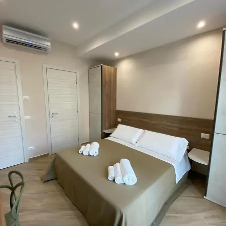 Esperia Couette-café 4*