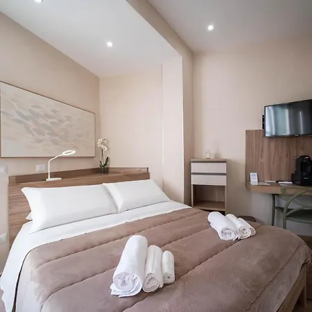 Esperia 4* Oliveri