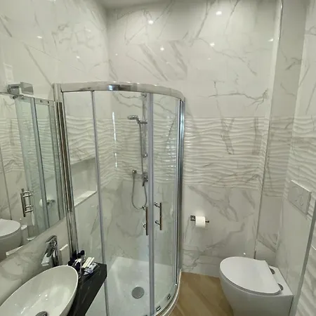 Esperia Oliveri