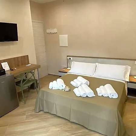 Esperia 4* Oliveri