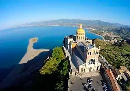 Esperia Nocleg ze śniadaniem Oliveri